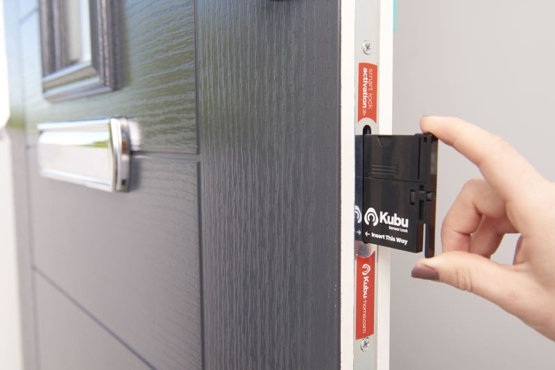 Kubu Sensor Door