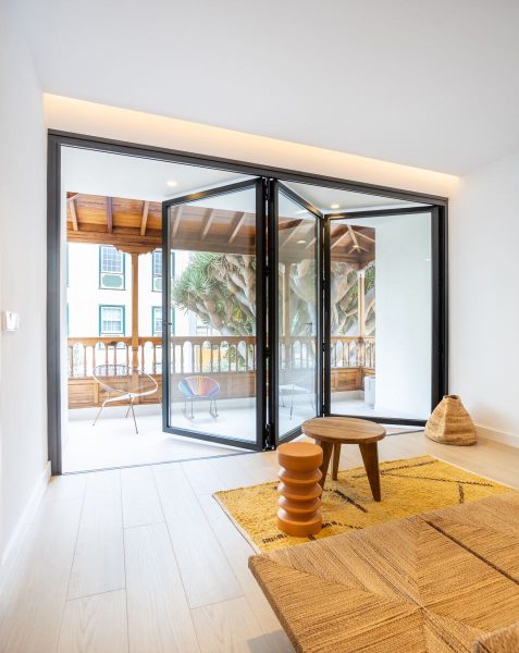 aluminium bifold doors