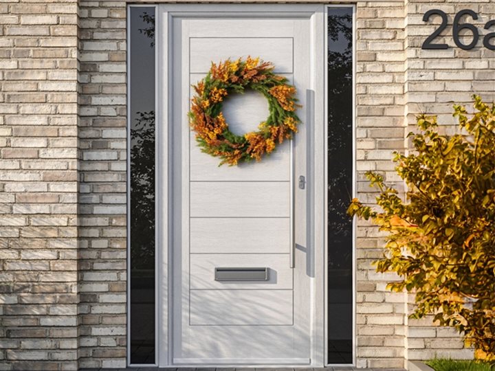 Autumn Decoration Ideas: Styling Your Doors and Windows